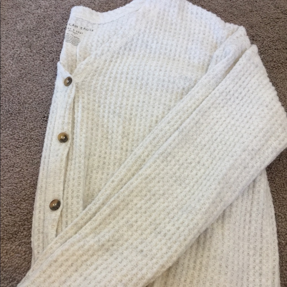 “soft and sexy” long sleeve v-neck shirt!